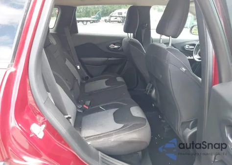 2014 Jeep Cherokee Latitude z USA, uszkodzony, nr VIN 1C4PJMCS6EW318015